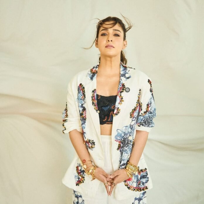 Nayanthara’s Birthday Gift from Vignesh Shivan Grabs Eyeballs Across the Entertainment World Nayanthara’s Birthday Gift from Vignesh Shivan Grabs Eyeballs Across the Entertainment World